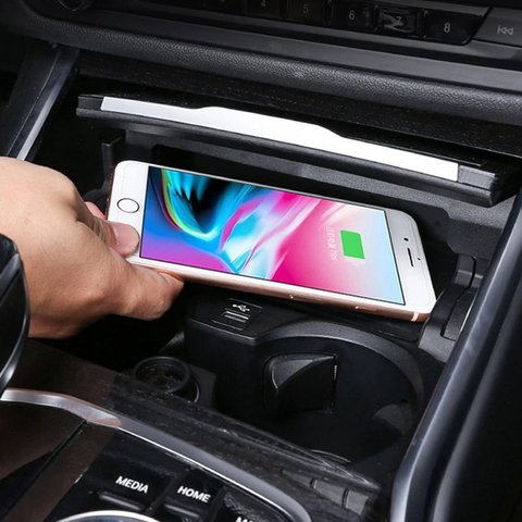 QI Charger for Volkswagen Passat 2018-2021 MY Preview 1