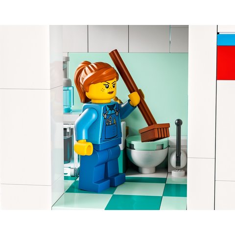 Конструктор LEGO City Лікарня (60330) Прев'ю 7